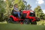 craftsman 46-in. 22.0 HP* KOHLER® V-Twin Hydrostatic TURN TIGHT™ Gas Riding Lawn Mower (T2400K) - Image 4